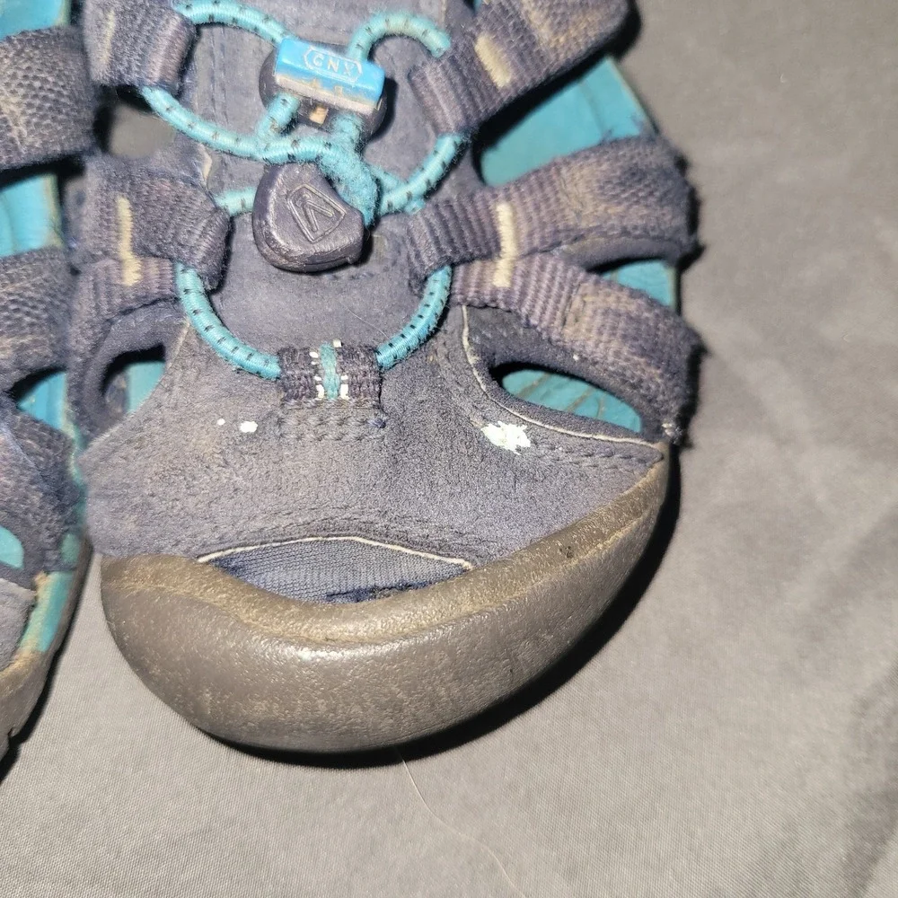 Keen Seacamp 2 CNX Blue Hiking Waterproof Sandals Youth size 2